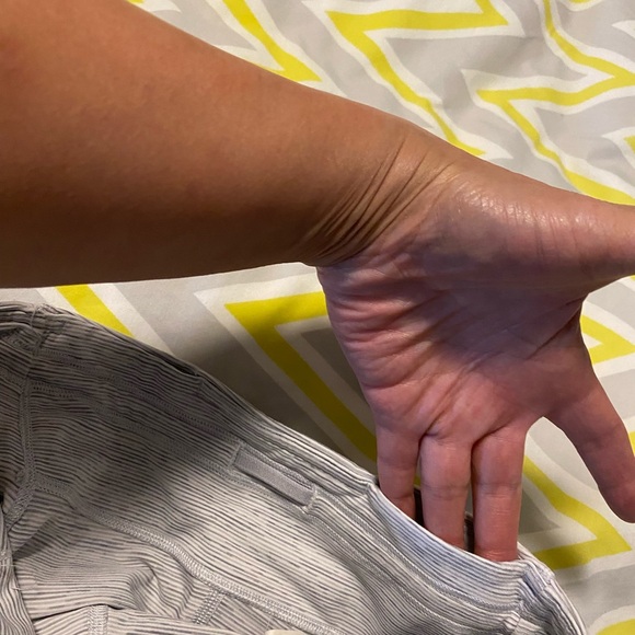 Lululemon leggings - Picture 4 of 8